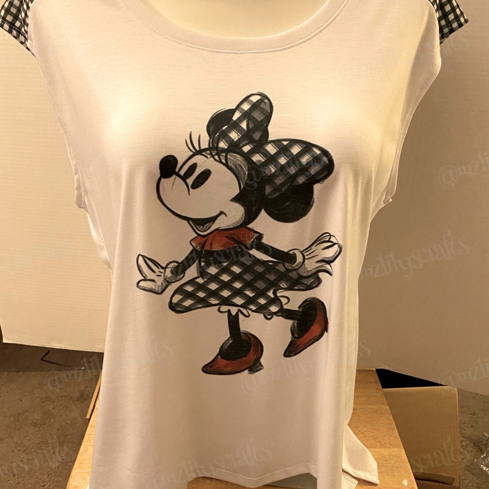 Black and white Minnie Mouse blouse.